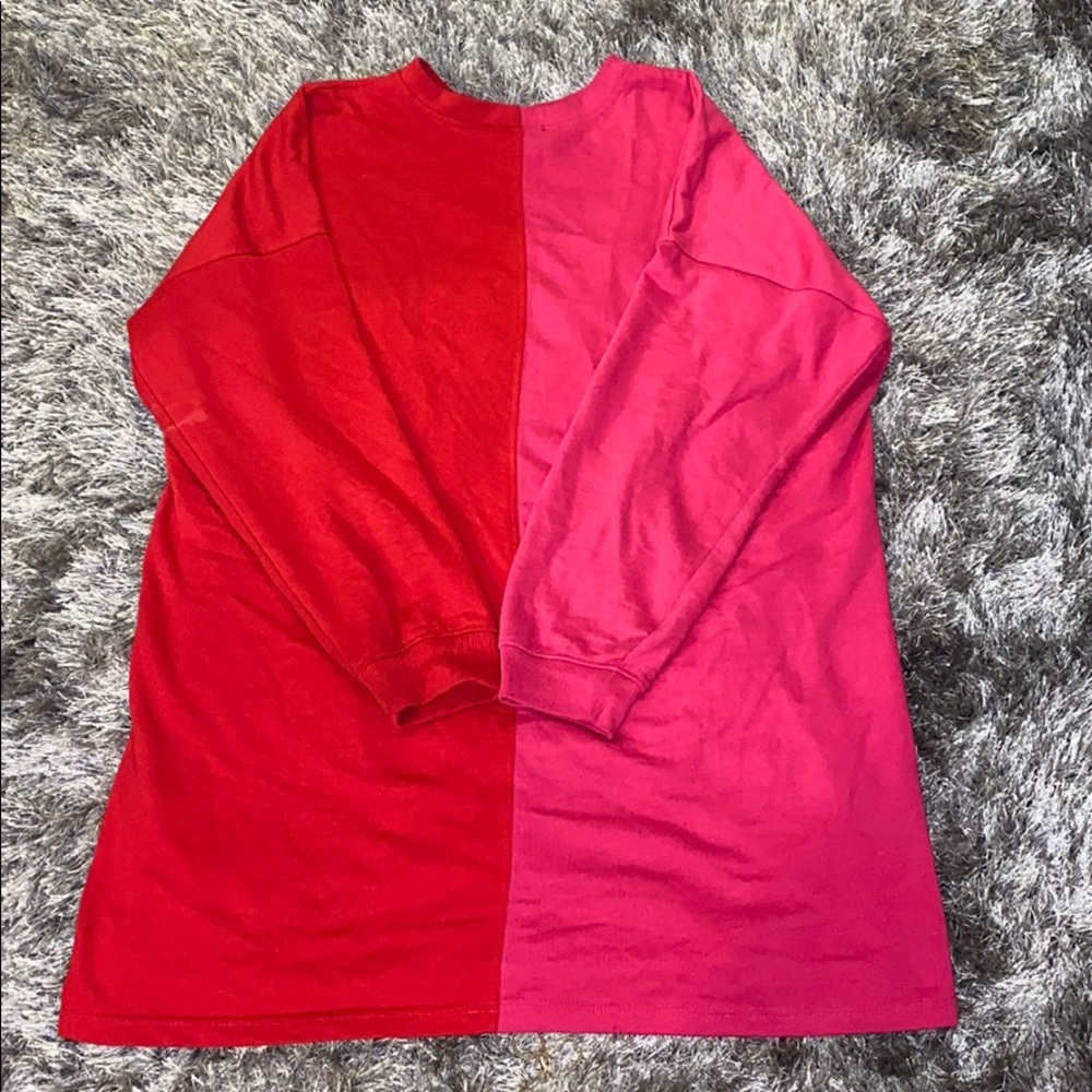 Oversized  longe sleeve red & pink dress